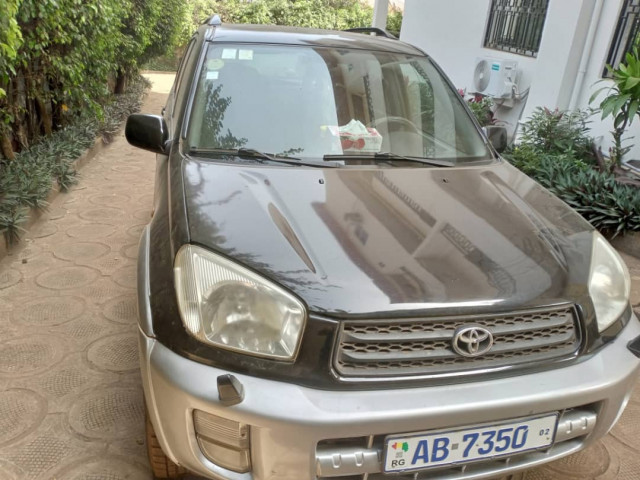 Toyota RAV4, Voitures, Conakry