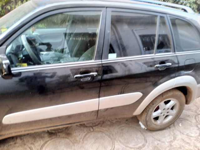 Toyota RAV4, Voitures, Conakry