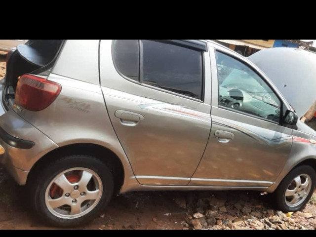 Toyota yaris, Voitures, Conakry