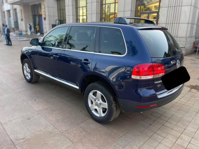 Volkswagen Touareg, Voitures, Conakry