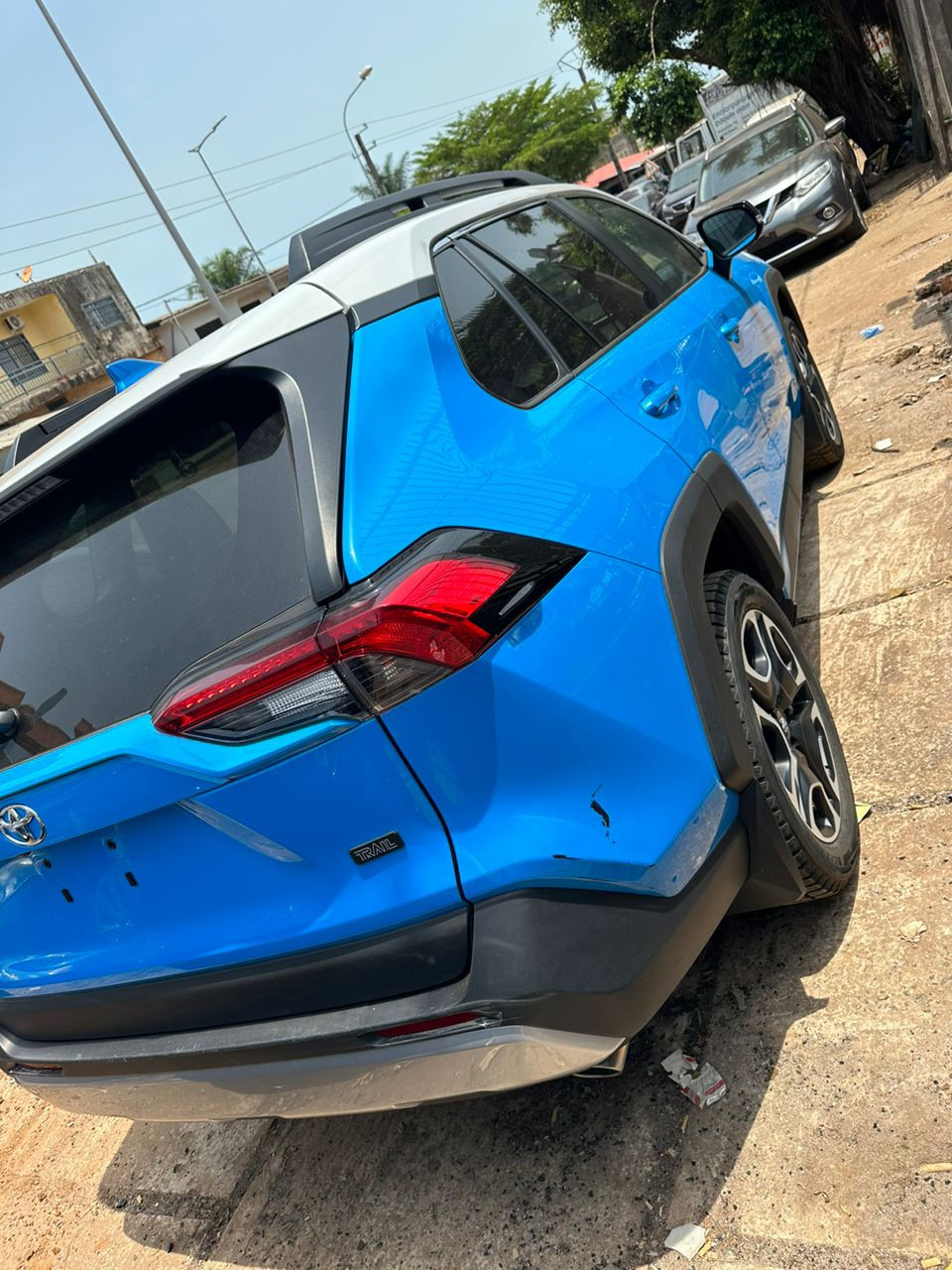 Toyota RAV4, Voitures, Conakry