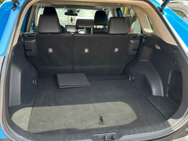 Toyota RAV4, Voitures, Conakry