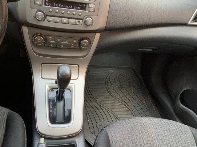 Nissan Sentra, Voitures, Conakry