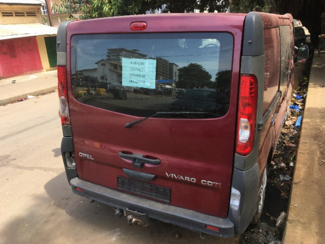 Opel Vivaro, Camions - Autobus, Conakry