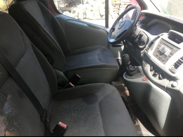 Opel Vivaro, Camions - Autobus, Conakry
