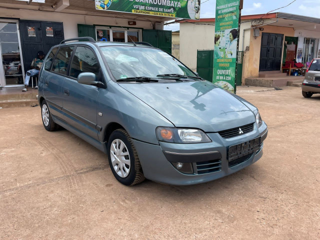 Mitsubishi Space Star, Voitures, Conakry