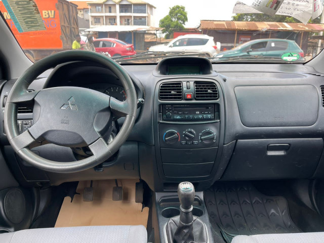 Mitsubishi Space Star, Voitures, Conakry