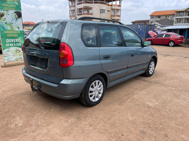 Mitsubishi Space Star, Voitures, Conakry