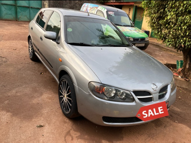 Nissan Almera, Voitures, Conakry