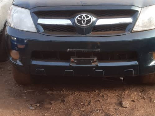 Toyota Hilux, Voitures, Conakry