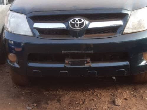 Toyota Hilux, Voitures, Conakry
