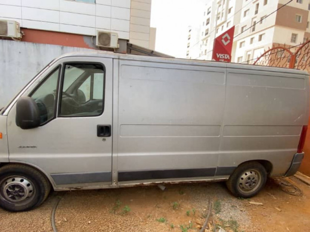 Citroën Jumper, Voitures, Conakry