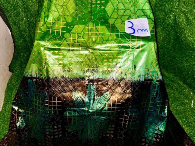 Tissu Bazin, Vêtements, Kankan
