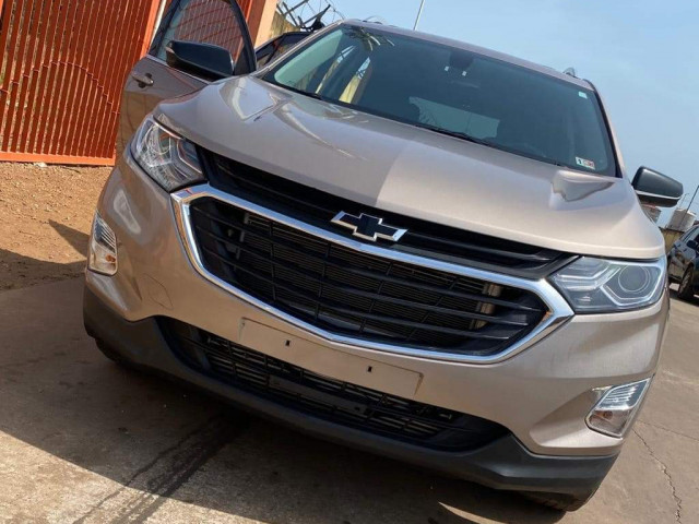 Chevrolet Equinox, Voitures, Conakry