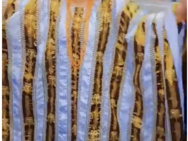 Robe Bazin, Vêtements, Conakry