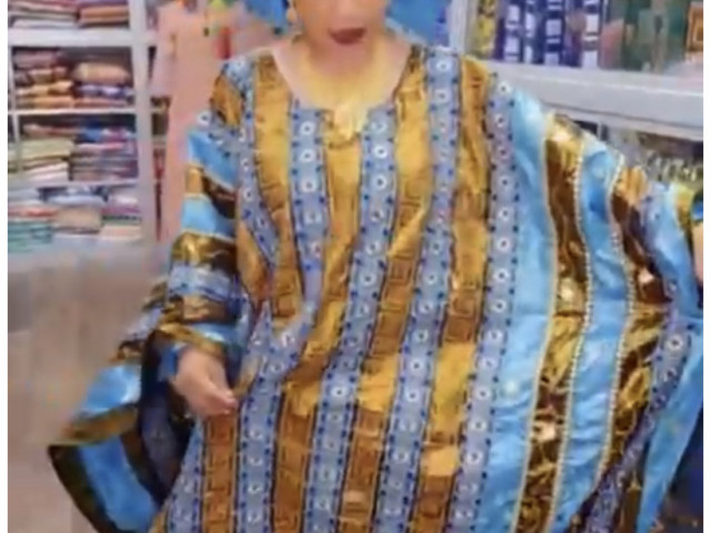 Robe Bazin, Vêtements, Conakry