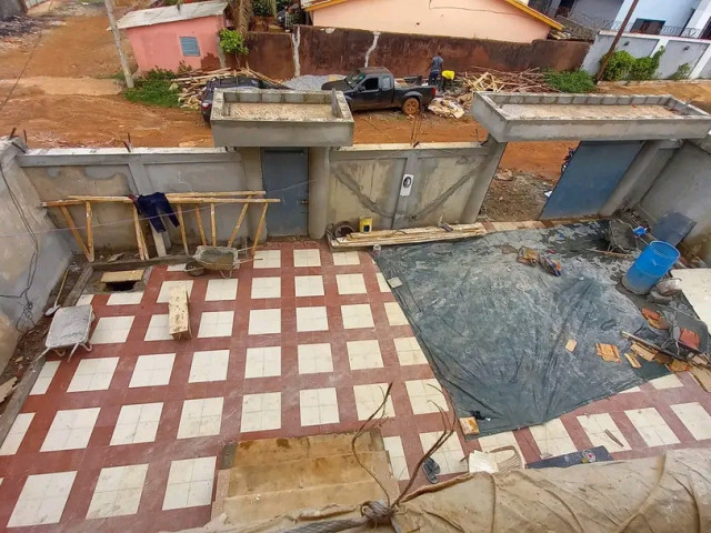 Bâtiment à Kobayah, Maisons, Conakry