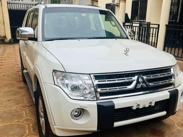 Mitsubishi Pajero, Voitures, Conakry