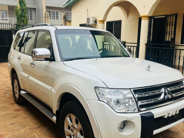 Mitsubishi Pajero, Voitures, Conakry
