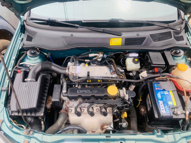 Opel Astra, Voitures, Conakry