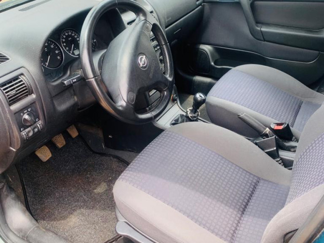 Opel Astra, Voitures, Conakry