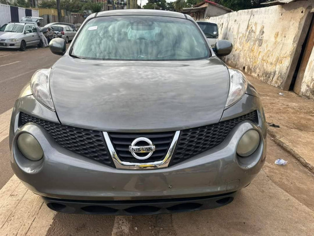 Nissan Juke, Voitures, Conakry