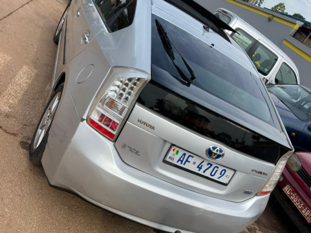 Toyota Prius, Voitures, Conakry