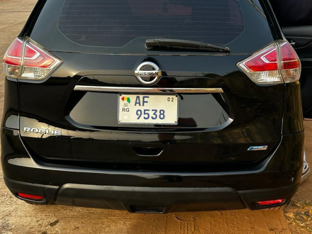 Nissan Rogue, Voitures, Conakry