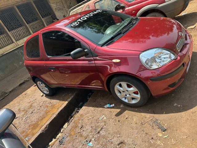 Toyota Yaris, Voitures, Conakry