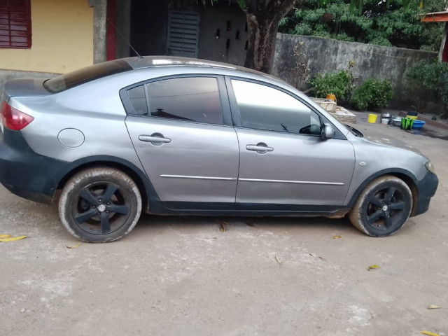 Mazda 3, Voitures, Conakry