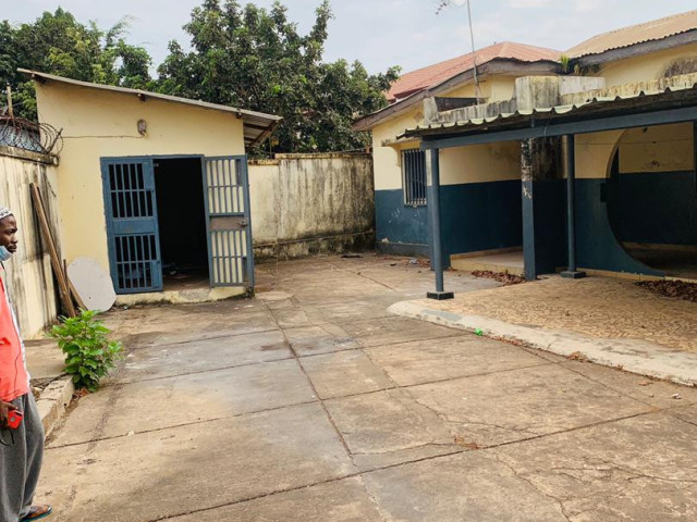Maison à Kipé Dadia, Maisons, Conakry
