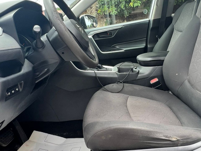 Toyota RAV4, Voitures, Conakry
