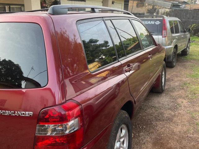 Toyota Highlander, Voitures, Conakry