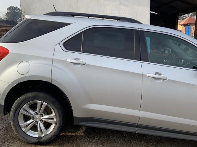 Chevrolet Equinox, Voitures, Conakry