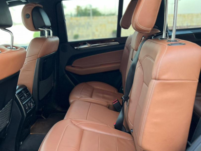 Mercedes-Benz Classe GLS, Voitures, Conakry