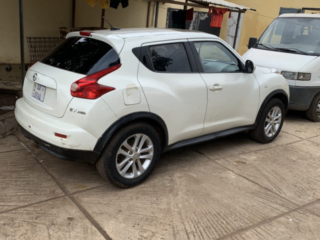 Nissan Juke, Voitures, Conakry