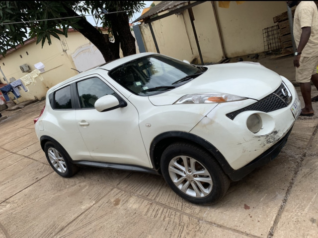 Nissan Juke, Voitures, Conakry