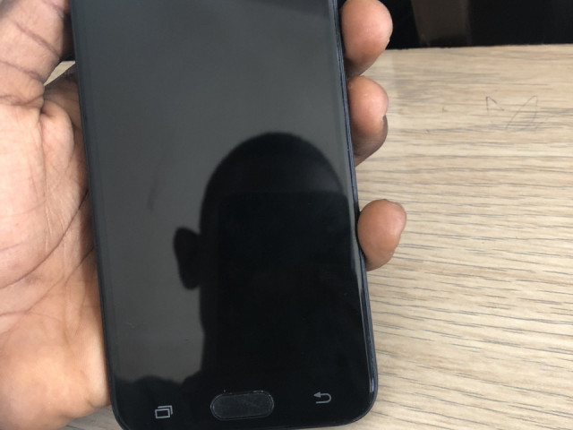 Samsung J3 Pro, Téléphones Mobiles, Conakry