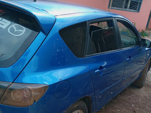 Mazda 3, Voitures, Conakry