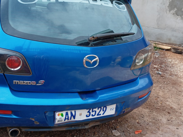 Mazda 3, Voitures, Conakry