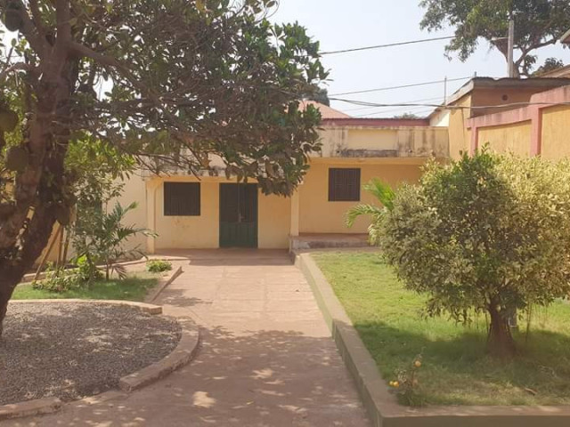 Maison ร Dabompa, Maisons, Conakry