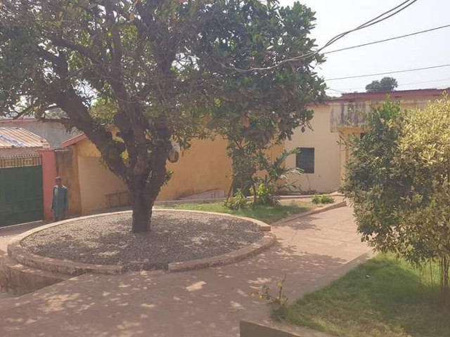 Maison ร Dabompa, Maisons, Conakry