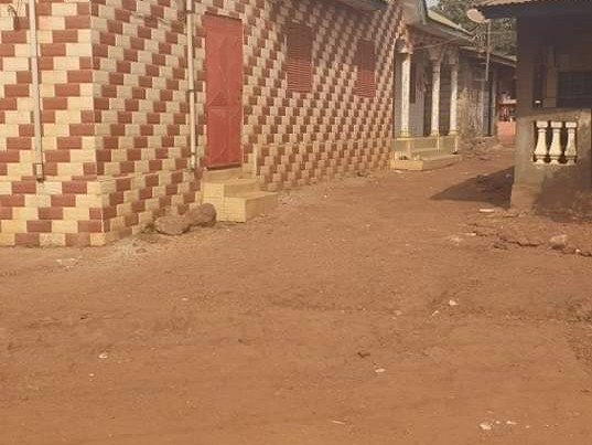 Bâtiment à Sonfonia, Maisons, Conakry