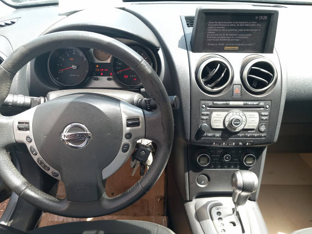 Nissan Quashquai, Voitures, Conakry