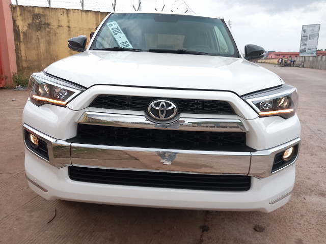 Toyota 4Runner, Voitures, Conakry
