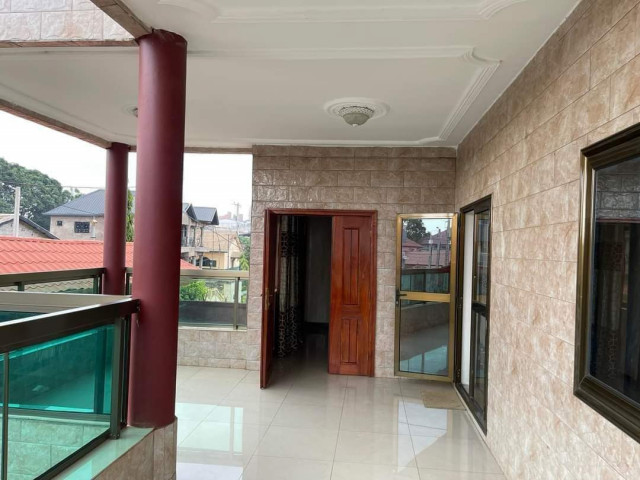 Maison à Kagbelen, Maisons, Conakry
