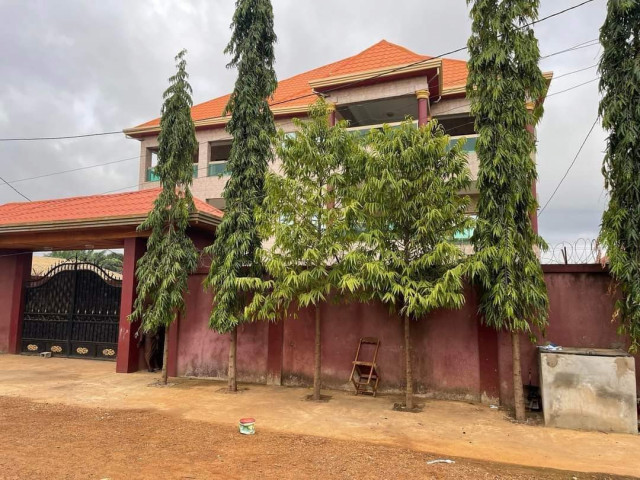 Maison à Kagbelen, Maisons, Conakry