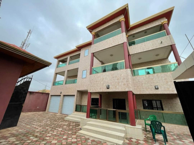 Maison à Kagbelen, Maisons, Conakry