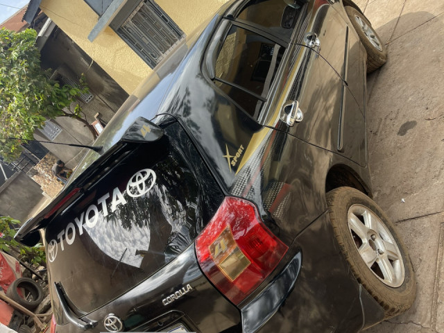 Toyota Corolla, Voitures, Conakry