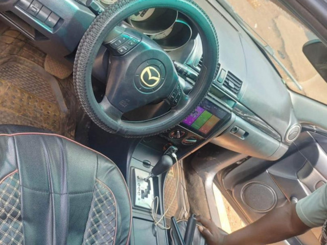 Mazda 3, Voitures, Conakry
